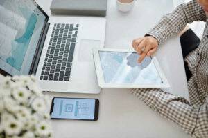 optimized cost by moving CCH prosystem fx tax hosting software on the cloud with OneUp Networks